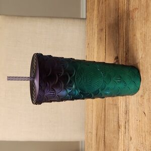 Starbucks 2025 Mermaid/Siren Purple And Turquoise Ombre Scale Venti Tumbler